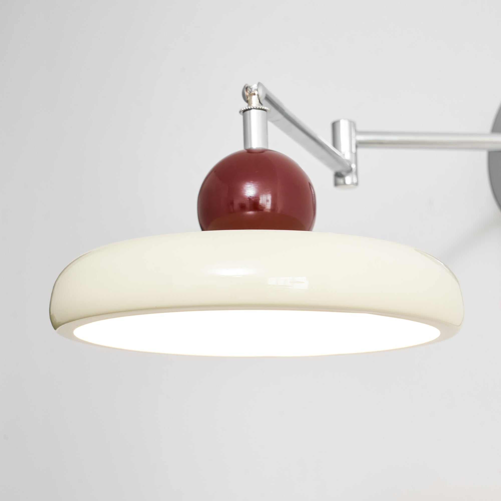 Metal Plug-In Wall Lamp 7.9 in x 4.7 in Warm Glow Indoor Accent Lighting Chrome Green Beige | Thomler