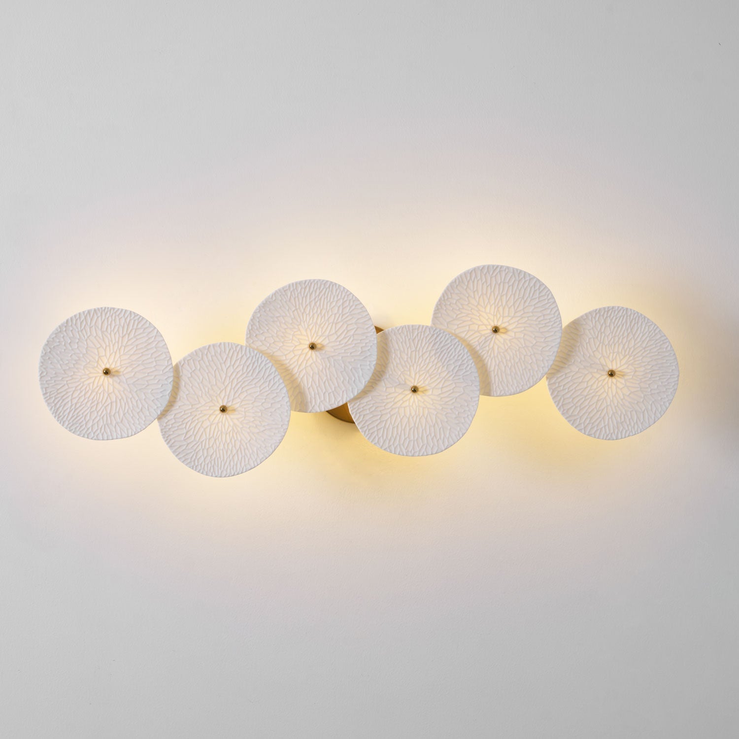 Ceramic Wall Lamp 19.7 in Vertical Lotus Cascade Gold Indoor LED Decorative Lighting | Thomler
