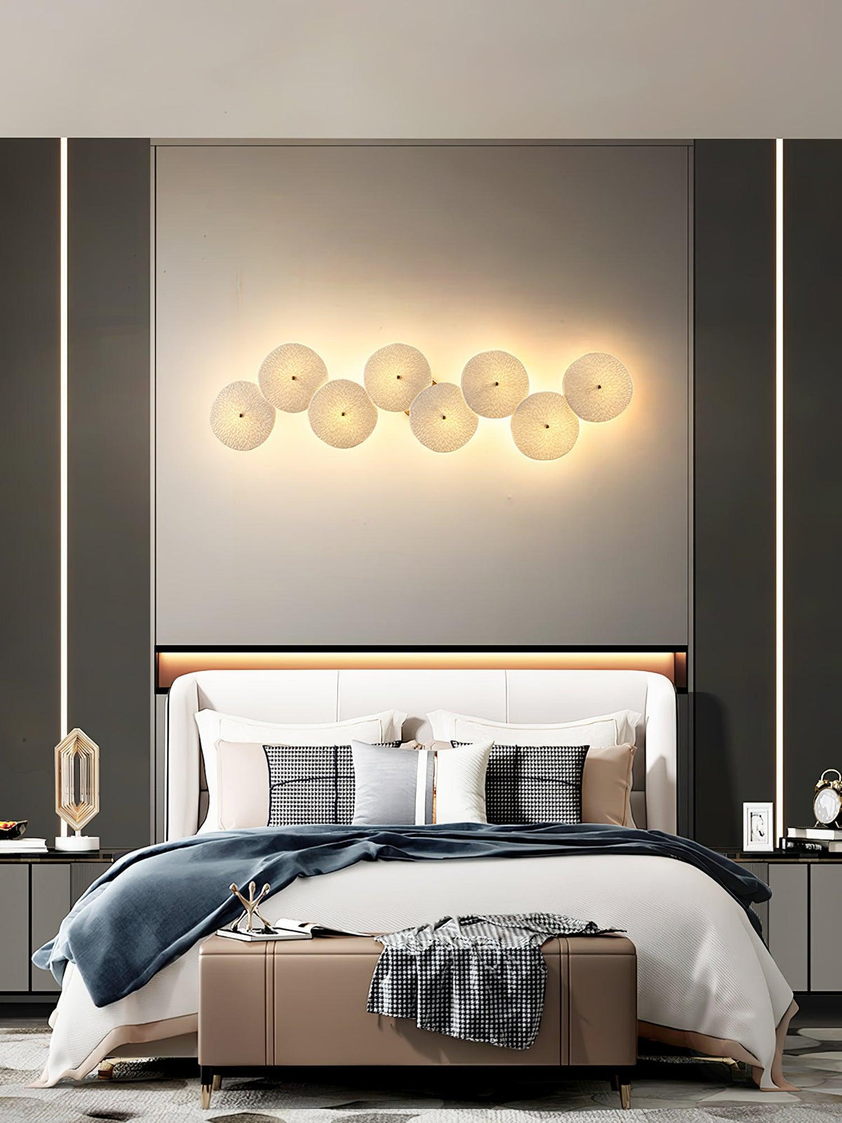 Ceramic Petal Wall Sconce – Floral LED Light with Gold Metal Accents for Hallway, Bedroom & Living Room Decor | Thomler