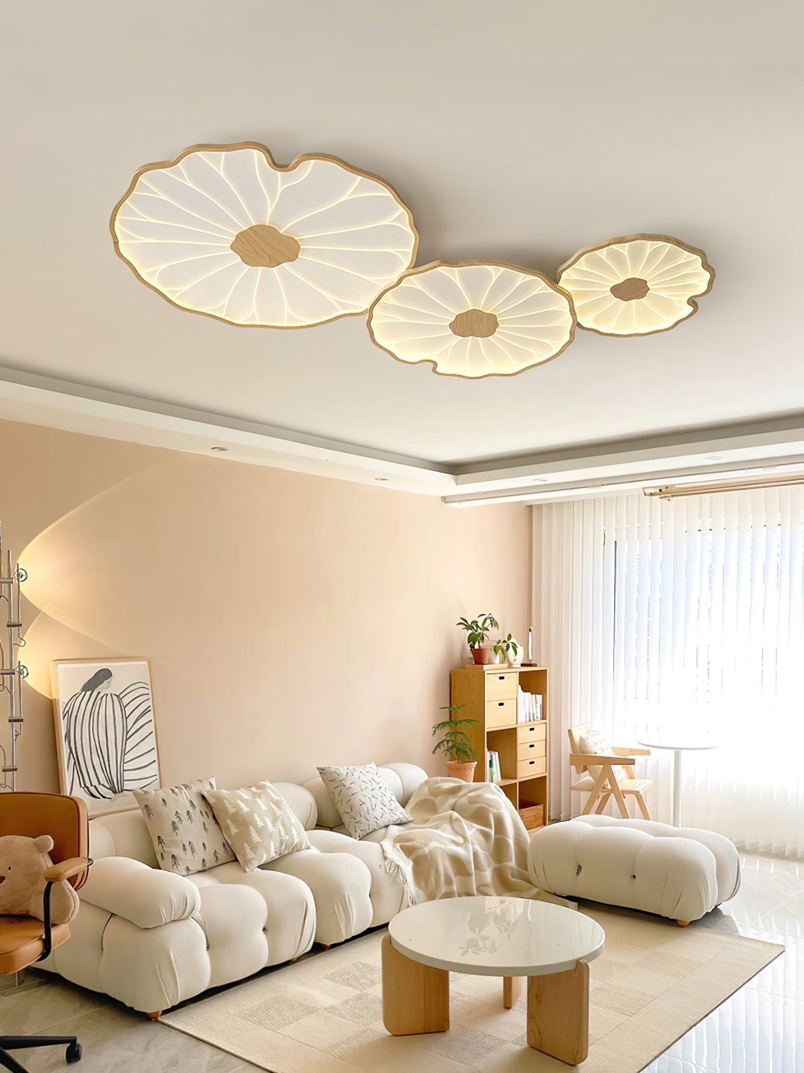 Organic Leaf-Inspired LED Ceiling Light with Wood-Grain Finish for Living Room & Bedroom | Thomler