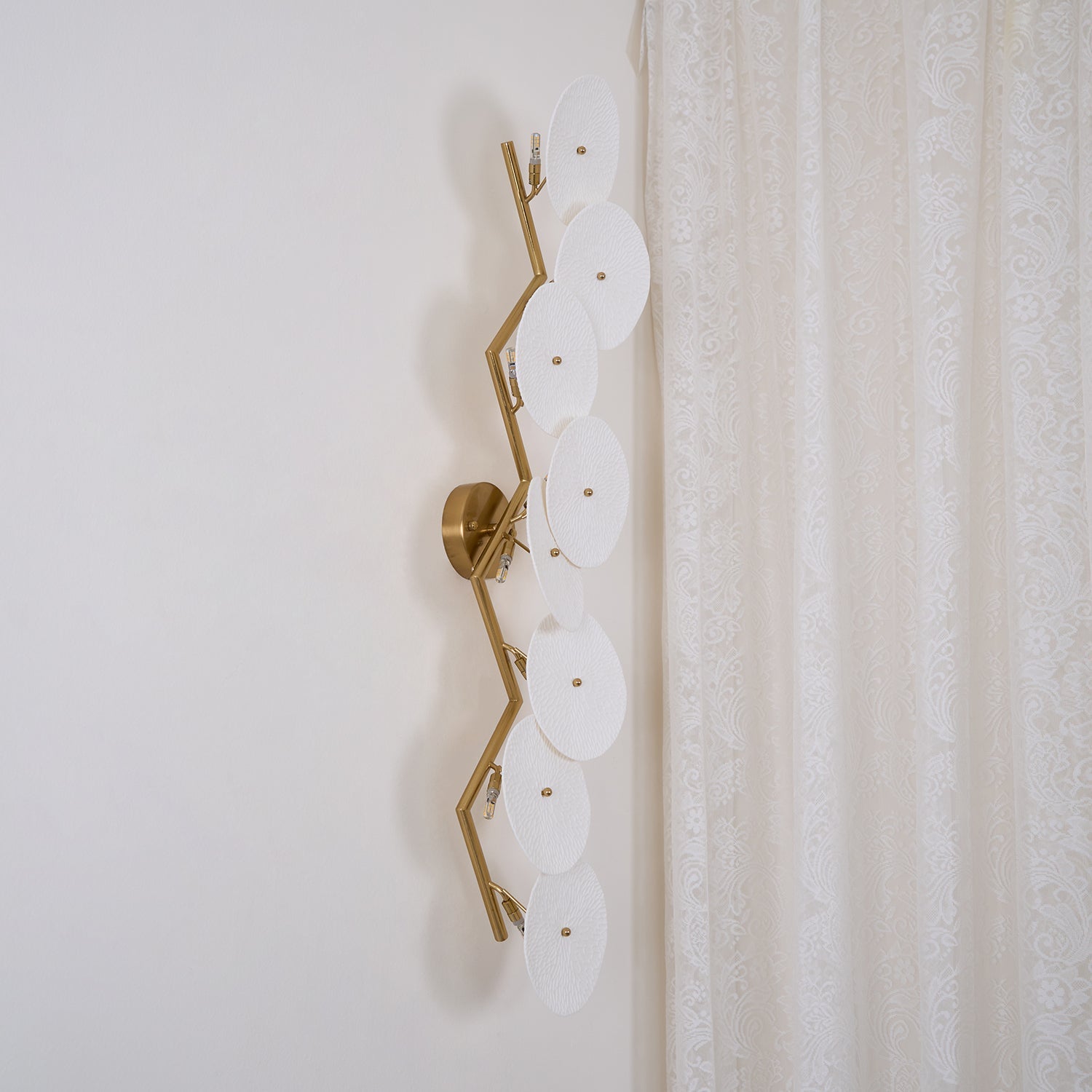 Ceramic Wall Lamp 19.7 in Vertical Lotus Cascade Gold Indoor LED Decorative Lighting | Thomler