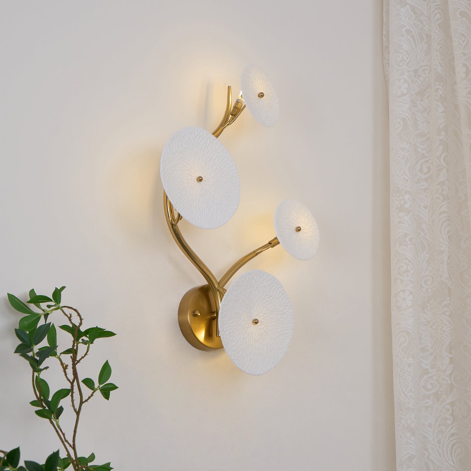 Ceramic Wall Lamp 19.7 in Vertical Lotus Cascade Gold Indoor LED Decorative Lighting | Thomler