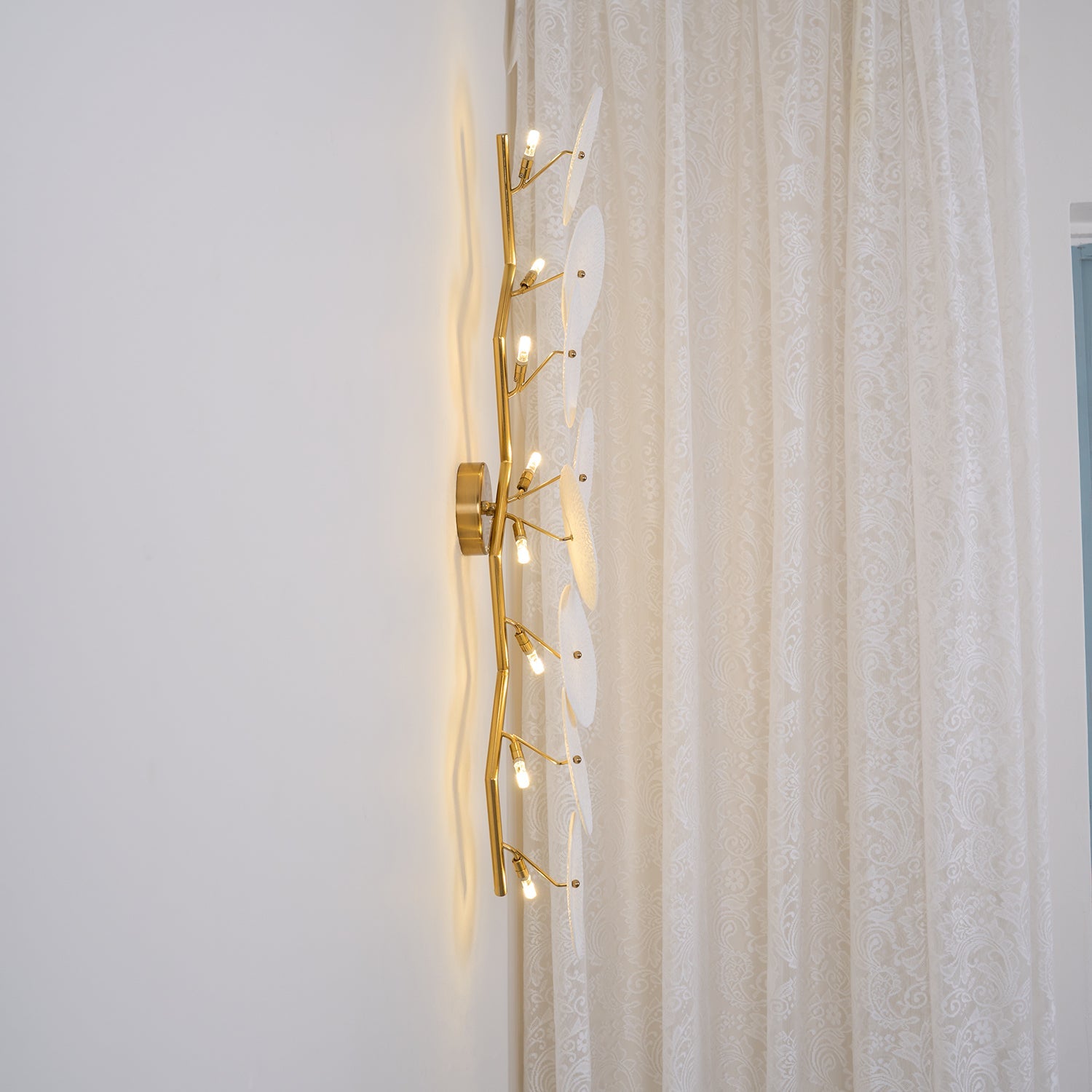 Ceramic Wall Lamp 19.7 in Vertical Lotus Cascade Gold Indoor LED Decorative Lighting | Thomler