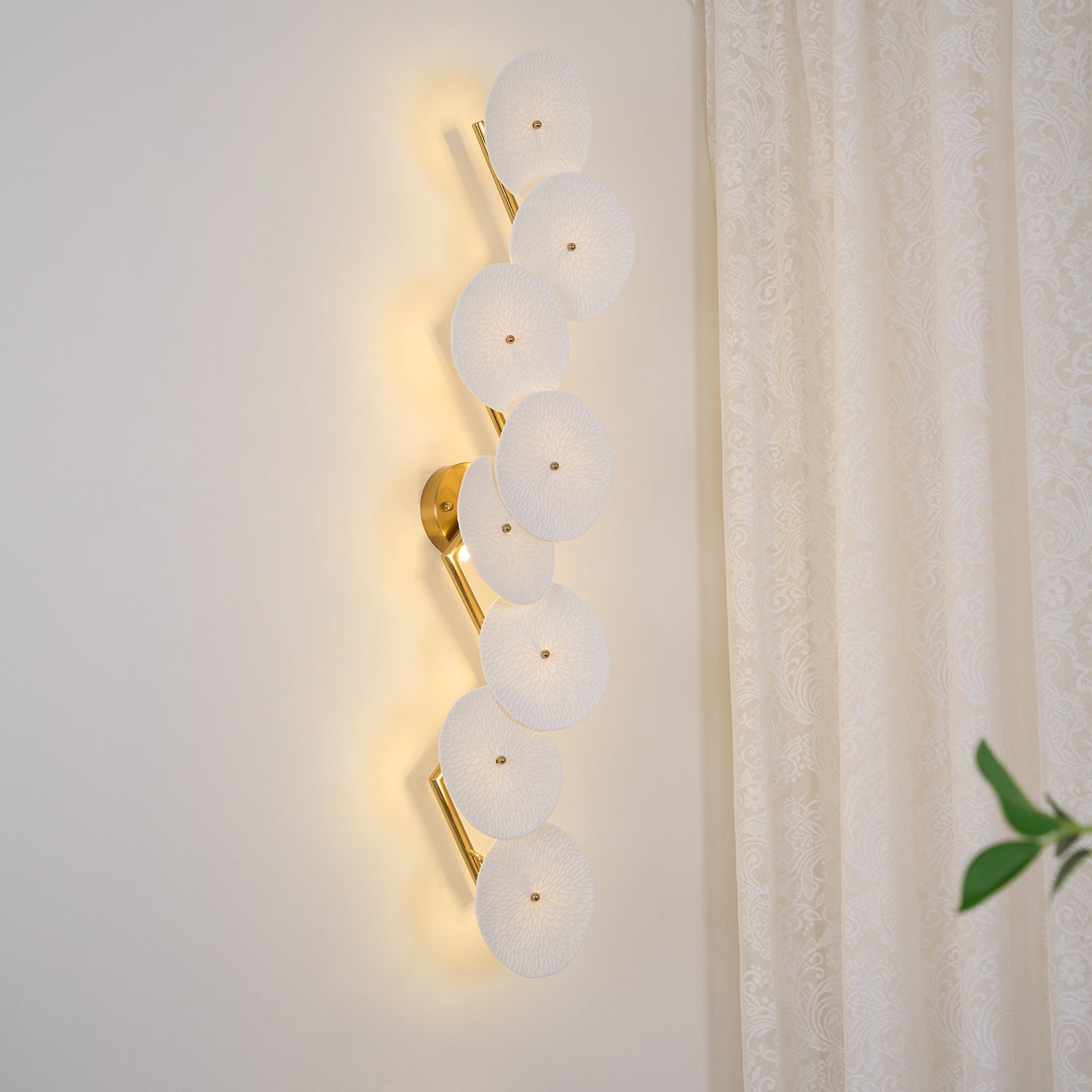 Ceramic Wall Lamp 19.7 in Vertical Lotus Cascade Gold Indoor LED Decorative Lighting | Thomler