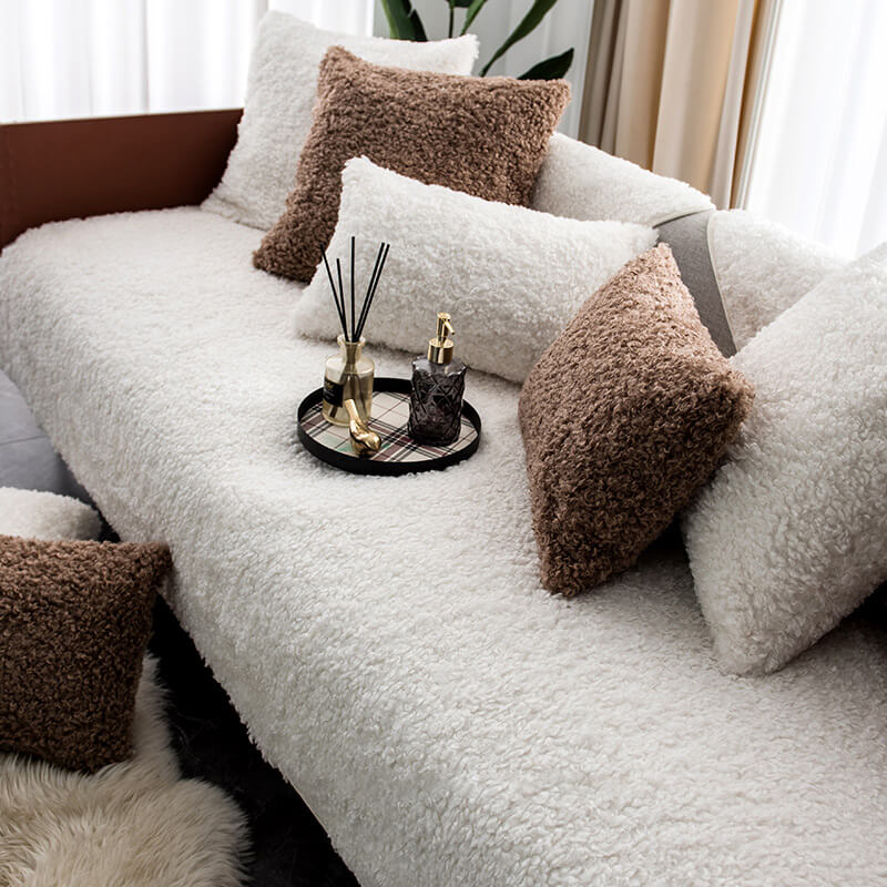 Plush Fleece Furniture Throw with Grip Backing – Pet-Friendly Couch Protector | Thomler
