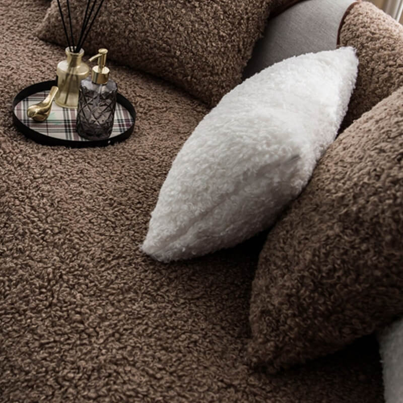 Plush Fleece Furniture Throw with Grip Backing – Pet-Friendly Couch Protector | Thomler