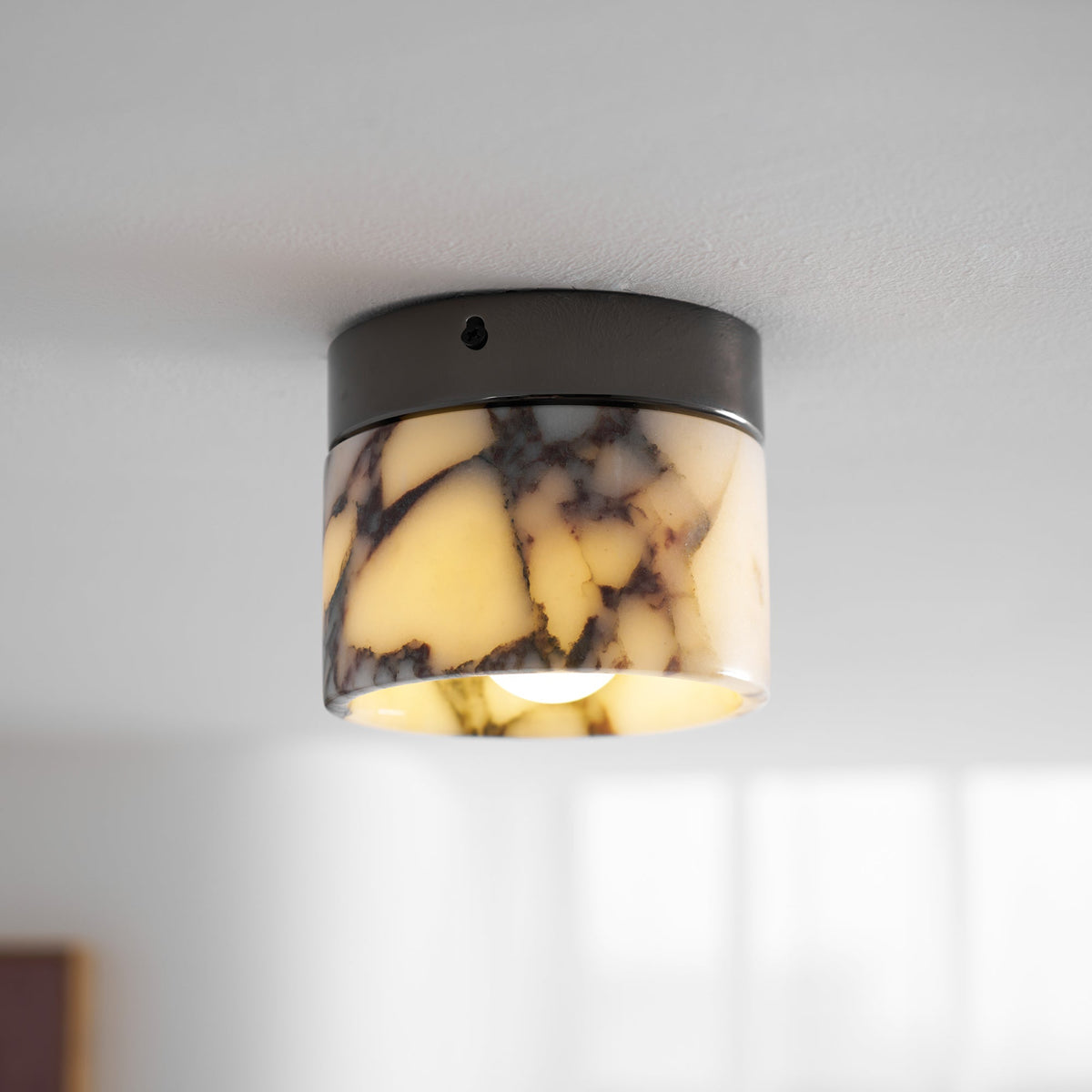 Compact Stone Flush-Mount Light Fixture with Natural Veining – Small Round Pendant for Entryway, Hallway & Bedroom | Thomler