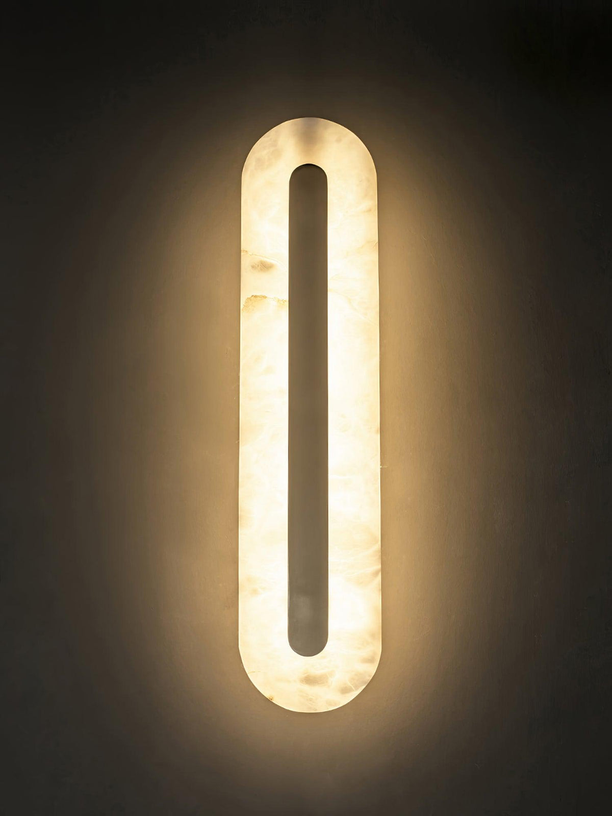 Alabaster Wall Sconce with Brass Accents – Modern LED Fixture for Living Room, Hallway & Bedroom | Thomler