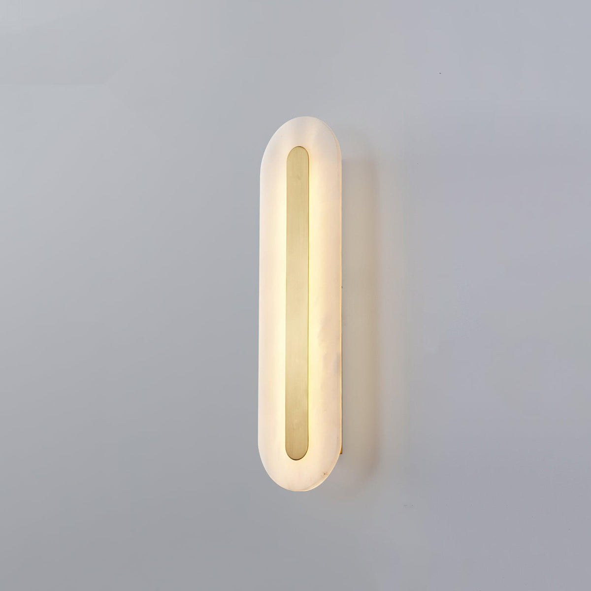 Alabaster Wall Sconce with Brass Accents – Modern LED Fixture for Living Room, Hallway & Bedroom | Thomler