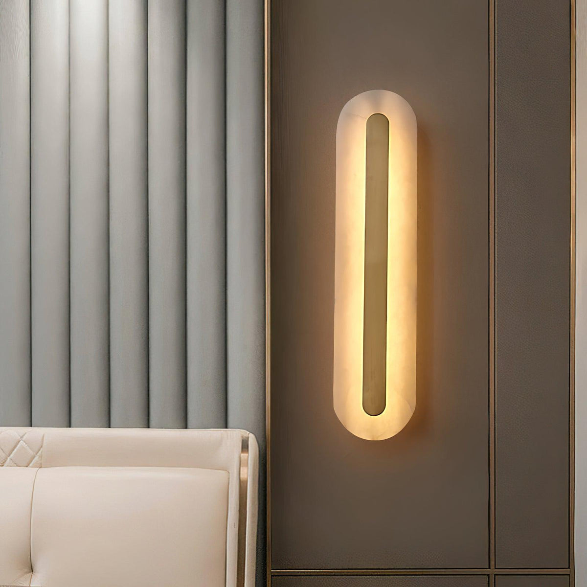 Alabaster Wall Sconce with Brass Accents – Modern LED Fixture for Living Room, Hallway & Bedroom | Thomler