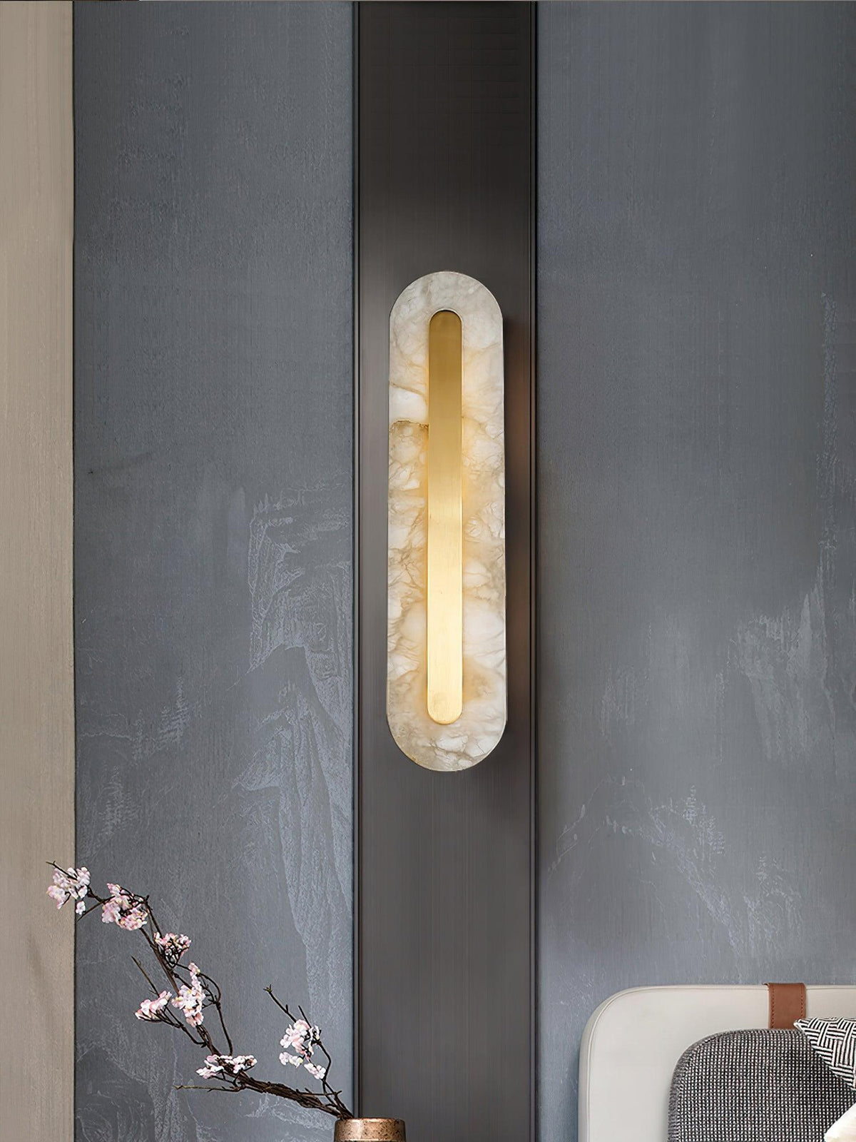 Alabaster Wall Sconce with Brass Accents – Modern LED Fixture for Living Room, Hallway & Bedroom | Thomler
