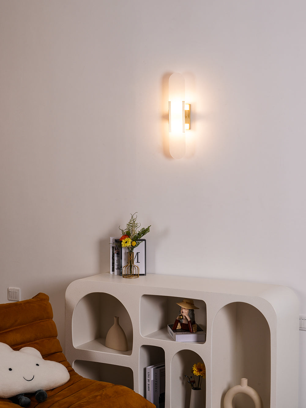 Melange Elongated Alabaster Wall Lamp 13.8 in White Brass Indoor Lighting Decorative Modern Sconce | Thomler