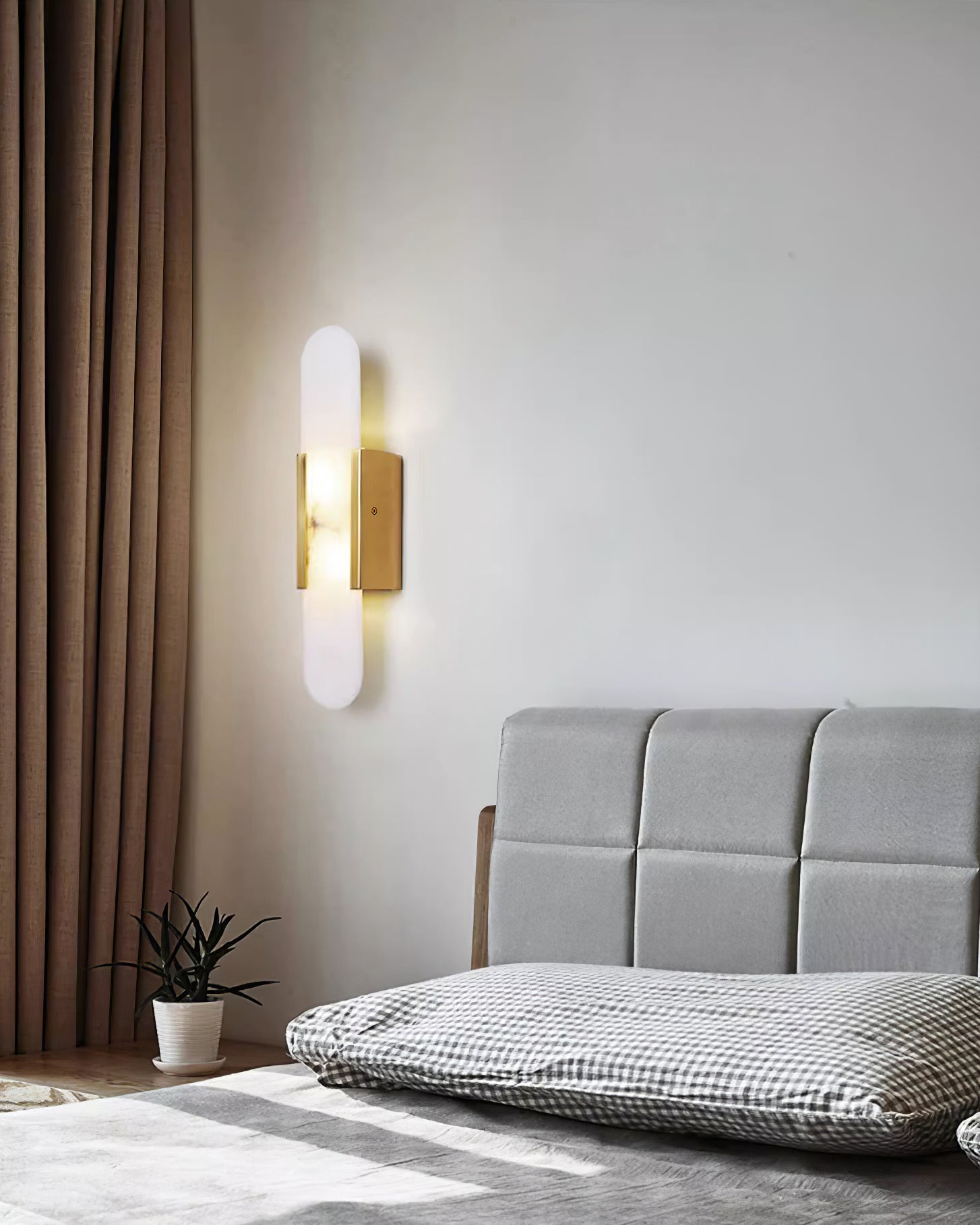 Melange Elongated Alabaster Wall Lamp 13.8 in White Brass Indoor Lighting Decorative Modern Sconce | Thomler