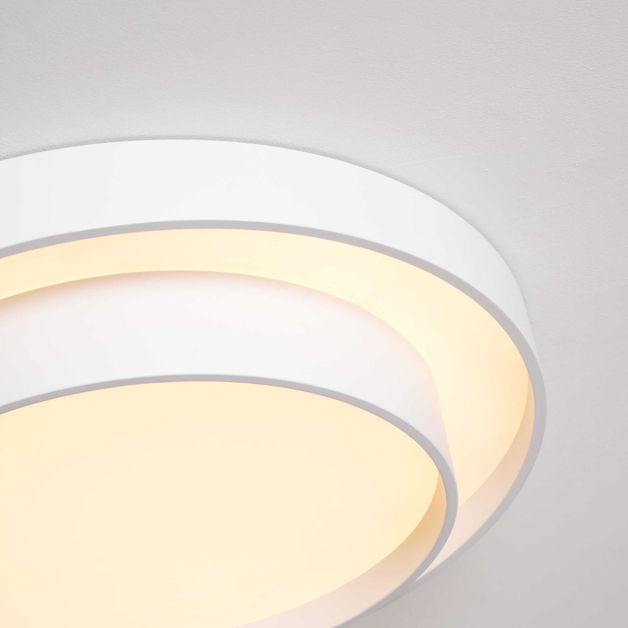 Ceiling Light Metal Integrated LED 40.0 cm White Modern Living Room Bedroom Flush Mount Lamp | Thomler