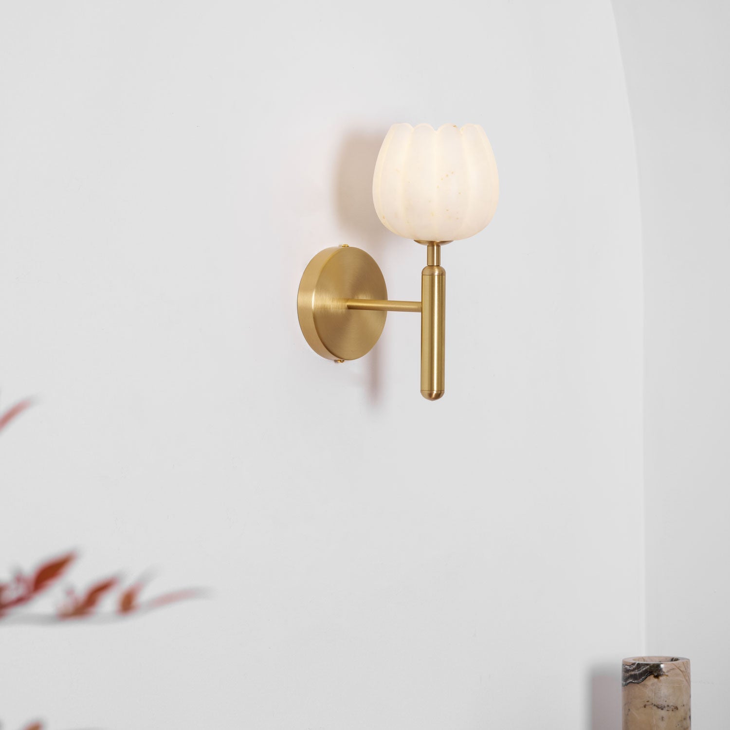Brass Wall Sconce 12.2 in LED Indoor Alabaster Flower Decorative Lighting | Thomler