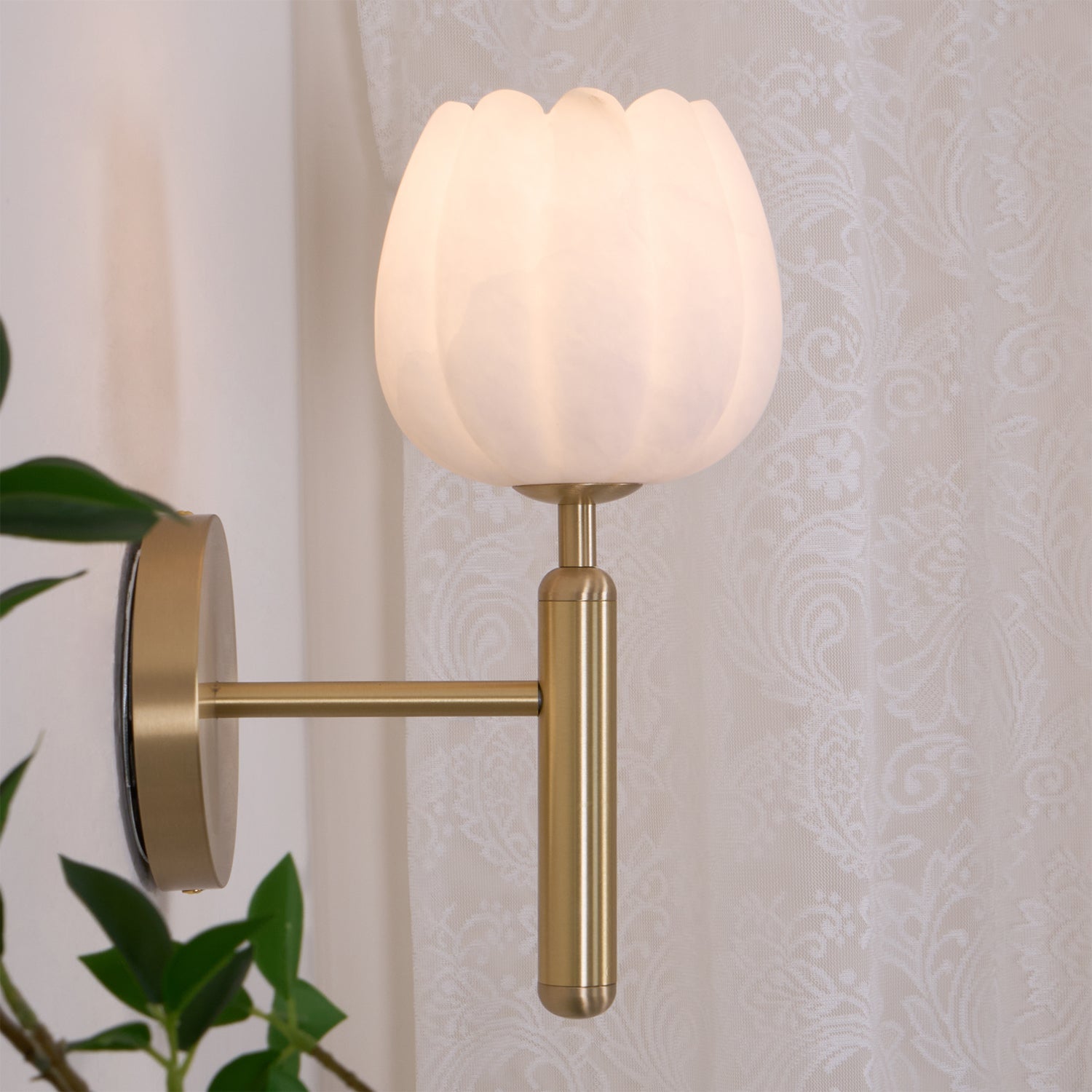 Brass Wall Sconce 12.2 in LED Indoor Alabaster Flower Decorative Lighting | Thomler