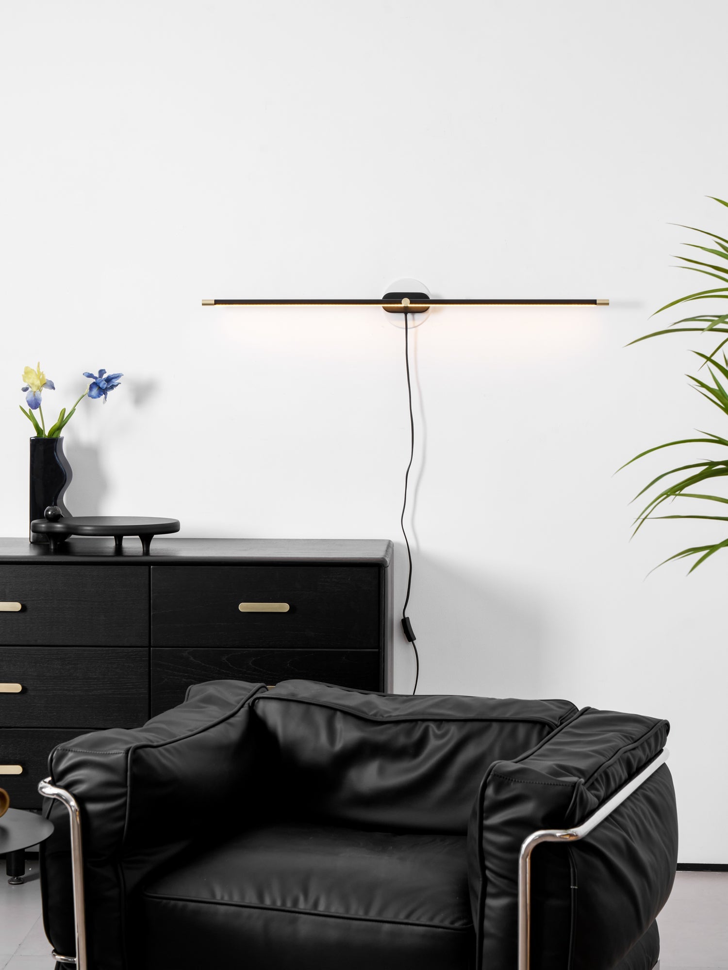 LED Linear Vanity Light 27 in Metal Wall Bathroom Mirror Warm Lighting Fixture Modern Minimalist | Thomler
