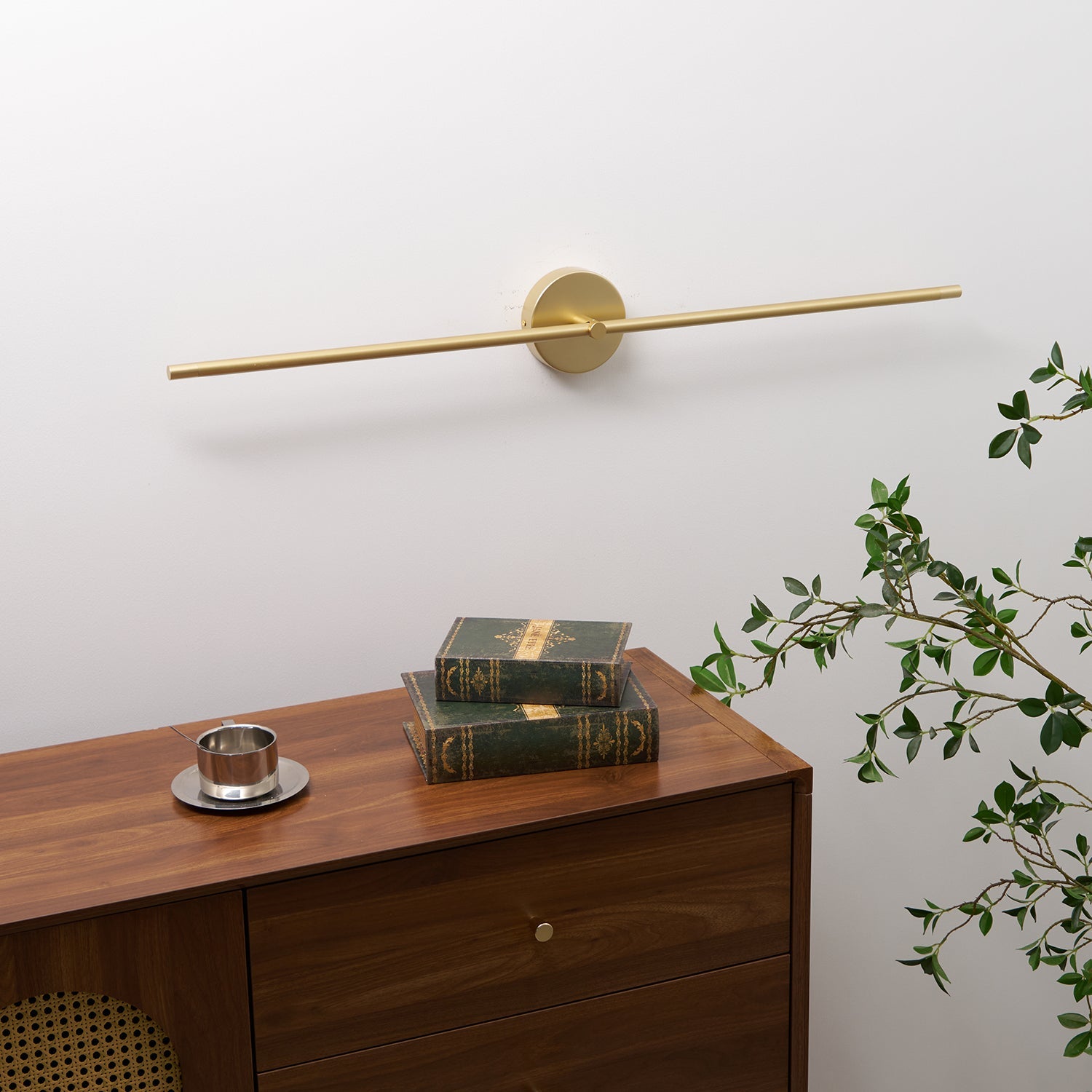 Metal Linear Vanity Light 27 in Warm White Bathroom Wall Lamp Sleek Modern LED Indoor Lighting Fixture | Thomler