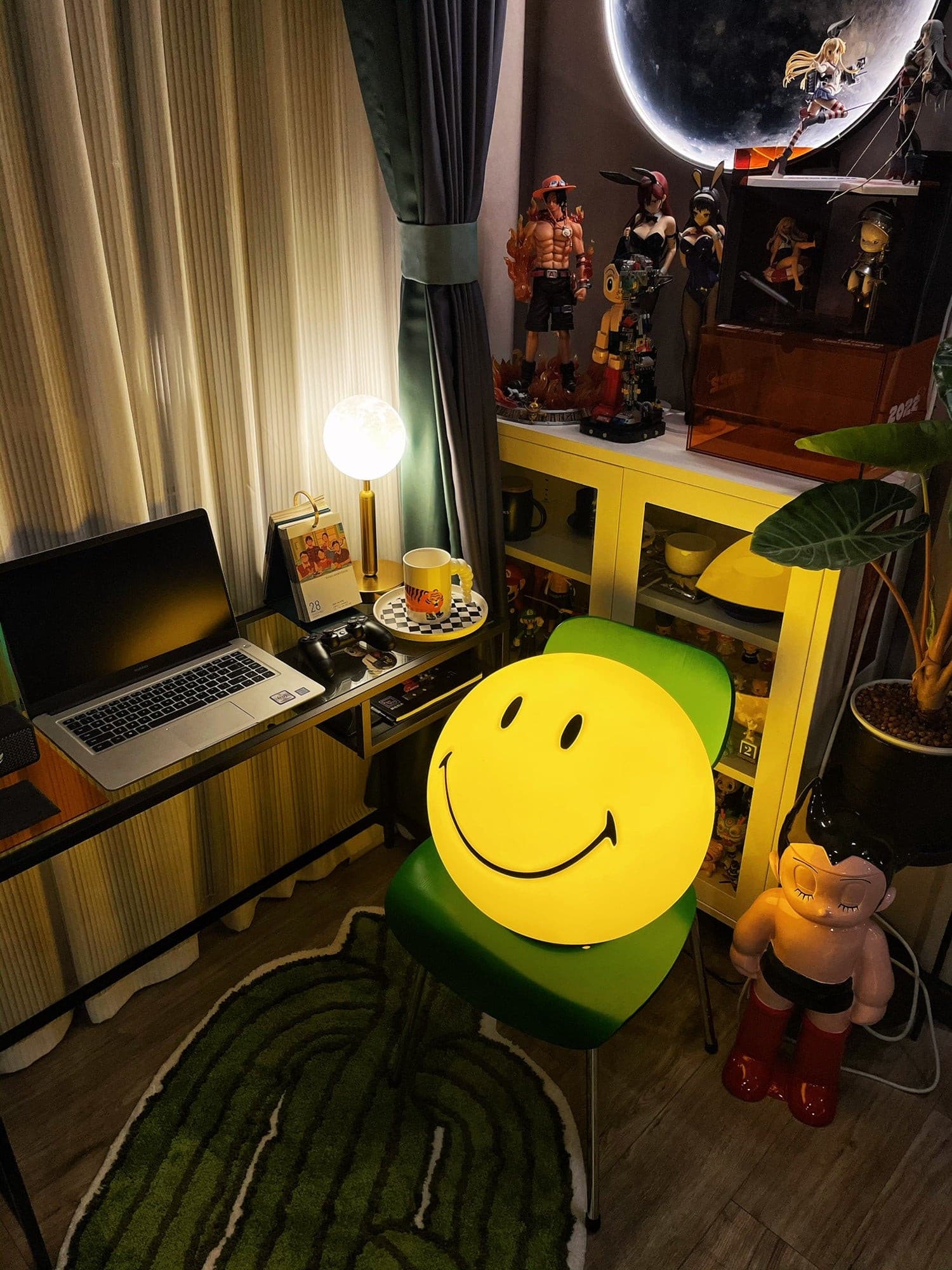 Table Lamp Polypropylene 9 in Yellow Playroom Bedroom Decorative LED Night Light | Thomler