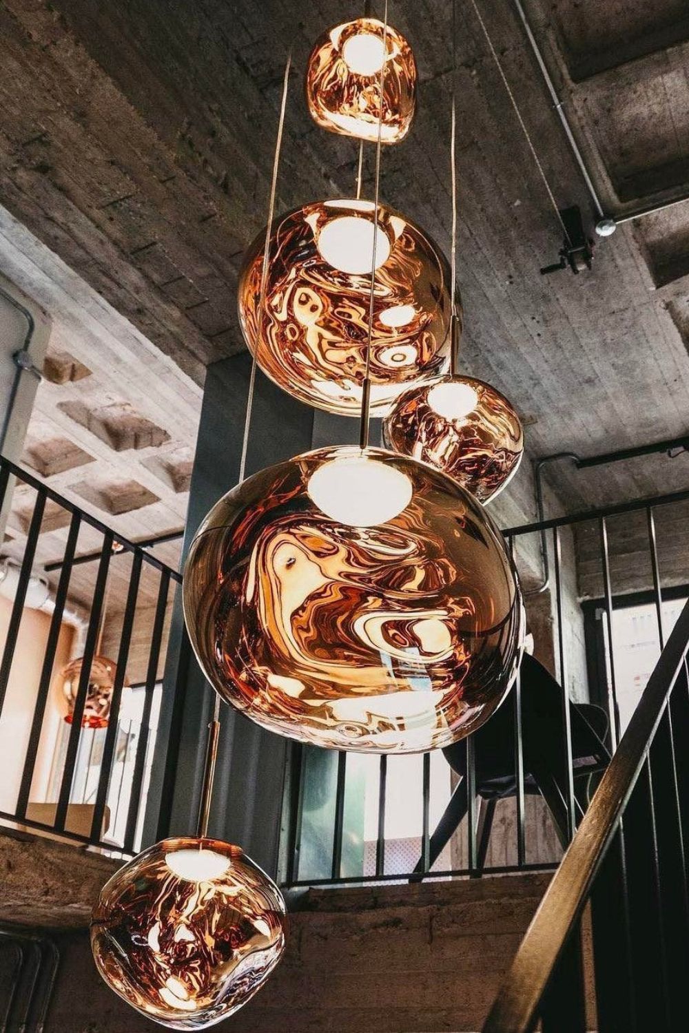 Modern Lava Pendant Lamp 7 in Copper Chrome Gold Ceiling Dining Lighting Mirror Effect Hanging Fixture | Thomler