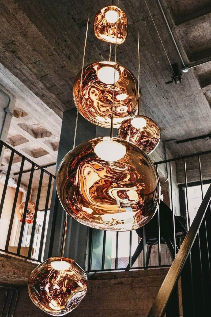 Modern Lava Pendant Lamp 7 in Copper Chrome Gold Ceiling Dining Lighting Mirror Effect Hanging Fixture | Thomler