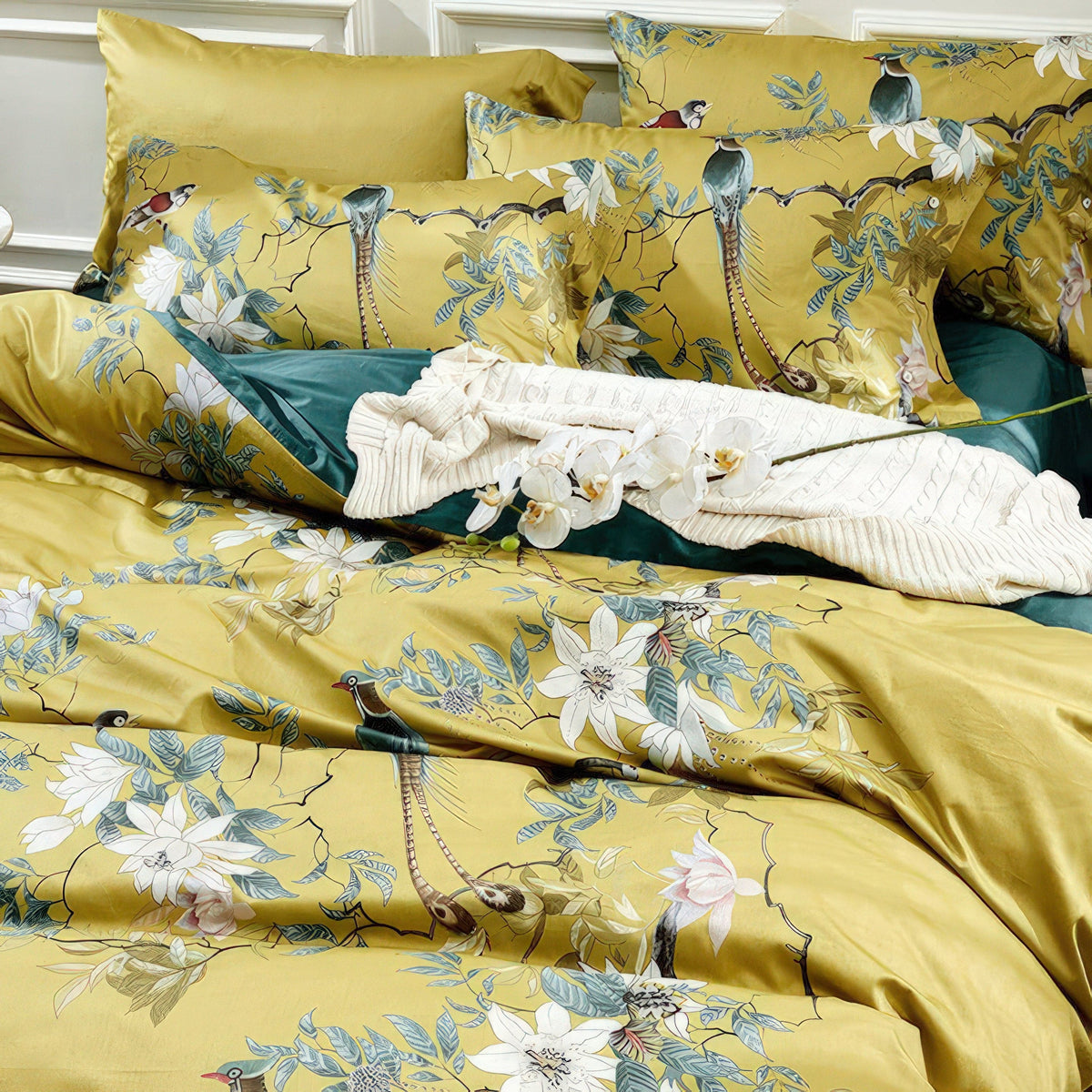 Egyptian Cotton Sateen Pillowcase Set – 500 Thread Count, Ornate Golden Bird Design, Standard Size (Pair) | Thomler