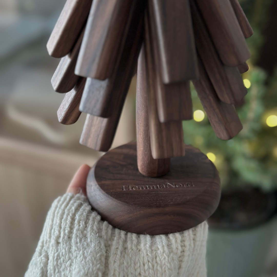 Trivet Stand Solid Wood Tree Shaped Countertop Pan Protection Kitchen Coaster Holder Scandinavian Natural Heat Resistant Organiser | Thomler