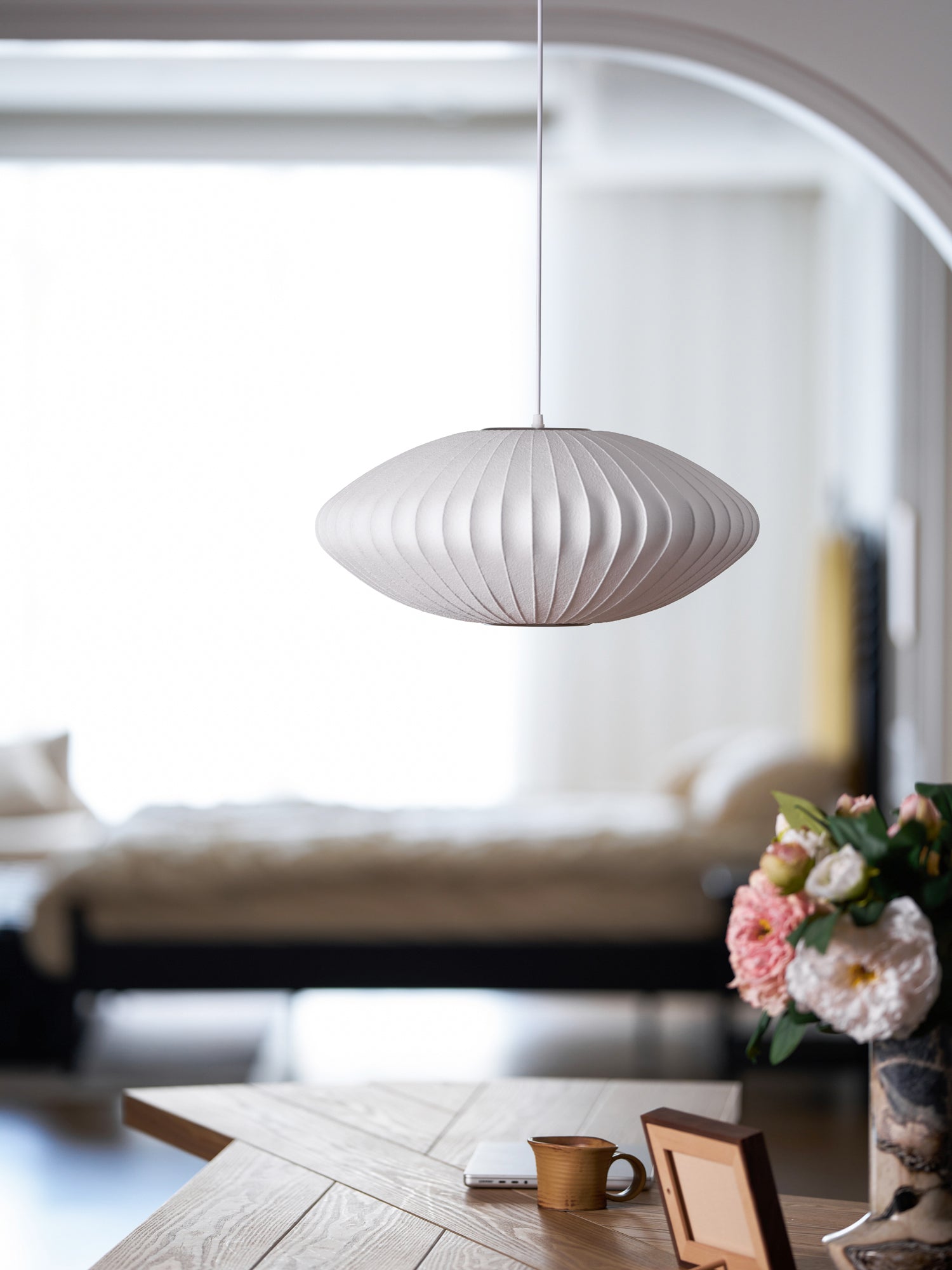 Bubble Silk Pendant Light 19.7 in White Ceiling Dining Room Modern Hanging Lamp | Thomler