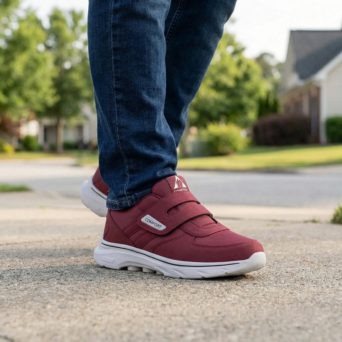 Adjustable Wide-Fit Walking Shoes for Swollen Feet – Hook-and-Loop Closure, Extra Roomy Toe Box & Cushioned Sole for All-Day Comfort | Thomler