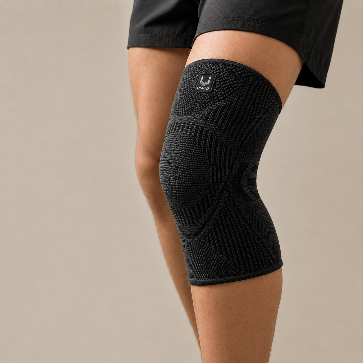 Compression Knee Sleeve for Joint Support & Pain Relief – Breathable Elastic Brace for Running, Sports & Everyday Activity | Thomler
