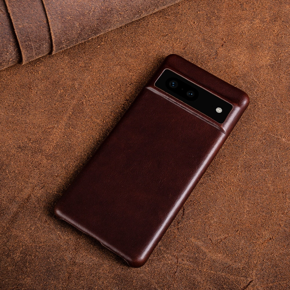 Protective Leather Phone Case for Google Pixel 11, 10, 9, 8 & 7 Series – Waxed Full-Grain Construction with Anti-Fingerprint Coating | Thomler