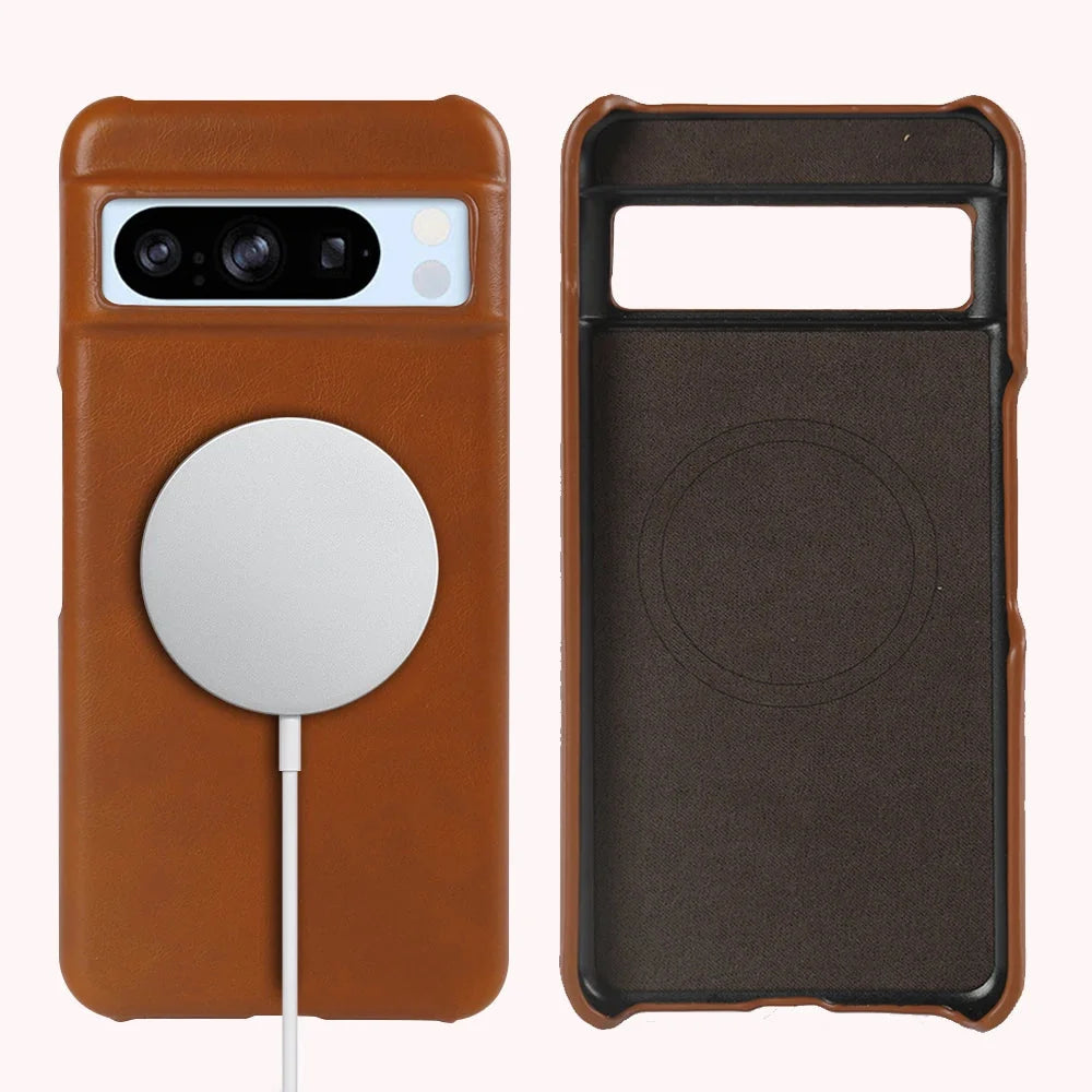 Protective Leather Phone Case for Google Pixel 11, 10, 9, 8 & 7 Series – Waxed Full-Grain Construction with Anti-Fingerprint Coating | Thomler
