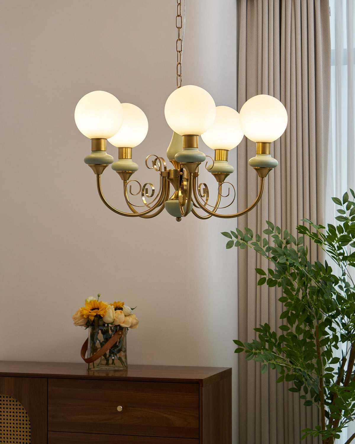 Multi-Globe Pendant Chandelier for Dining Room – Iron Frame with Frosted Glass Shades – Modern Farmhouse Ceiling Light – Adjustable Chain | Thomler