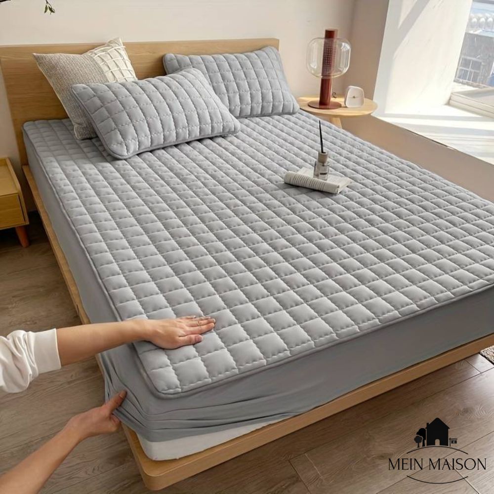 Breathable Mattress Protector Cover – Waterproof, Hypoallergenic, Soft Fitted Sheet for Twin, Full, Queen & King Beds | Thomler