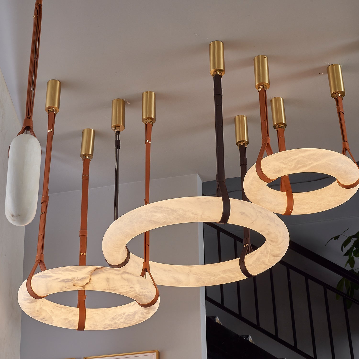 Pendant Light Alabaster Ring LED Ø 120.0 cm Gold Dining Room Halo Hanging Ceiling Lamp Adjustable | Thomler