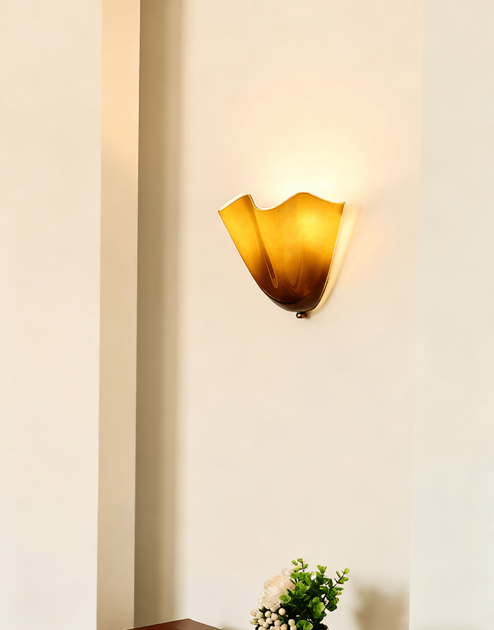 Wall Light 11 in x 10 in x 5.1 in Indoor Metal Glass LED Fixture Beige Green Brown Amber Home Hallway Bedroom Living Room Decorative Lighting | Thomler