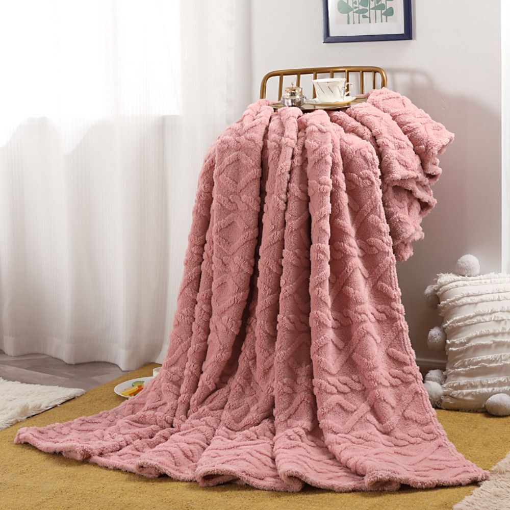 Plush Textured Fleece Throw Blanket – Year-Round Softness for Couch, Bed & Travel – Breathable 3D Knit Design – Perfect for Living Room | Thomler