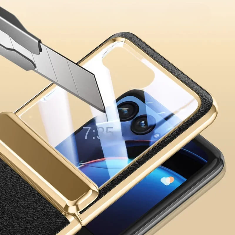 Foldable Phone Case for Motorola Razr with Screen Protector & Electroplated Frame – Slim Vegan Leather Protection | Thomler
