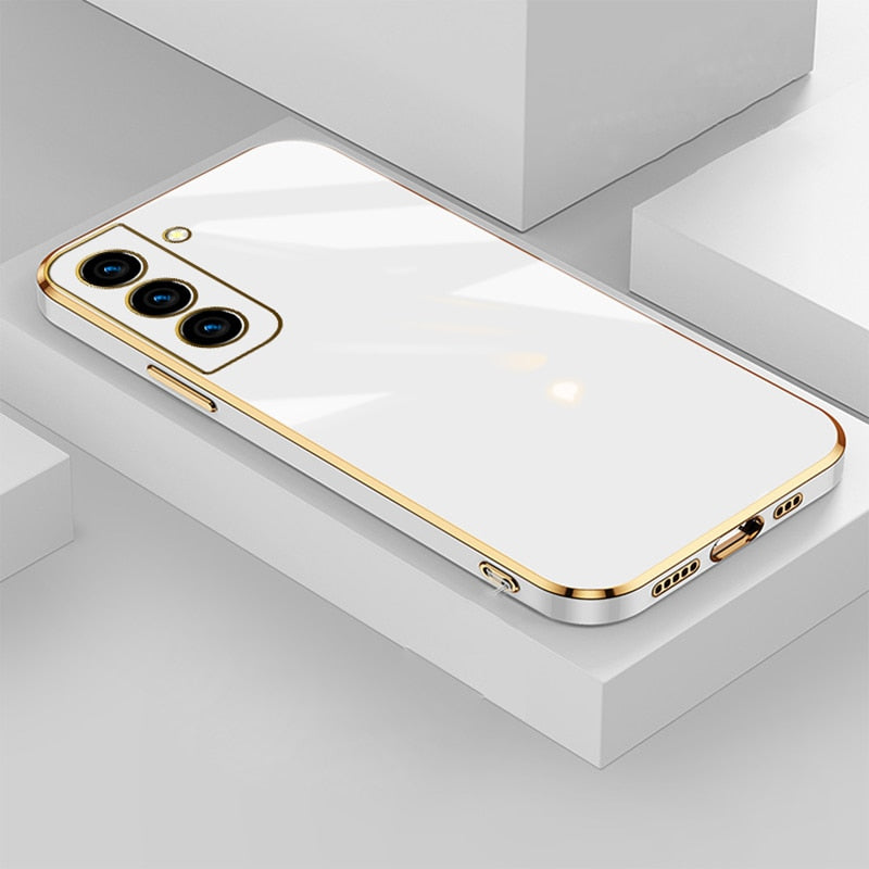 Metallic-Trimmed TPU Phone Case for Samsung Galaxy – Slim Protection with Gold Accents & Scratch-Resistant Microfiber Interior | Thomler
