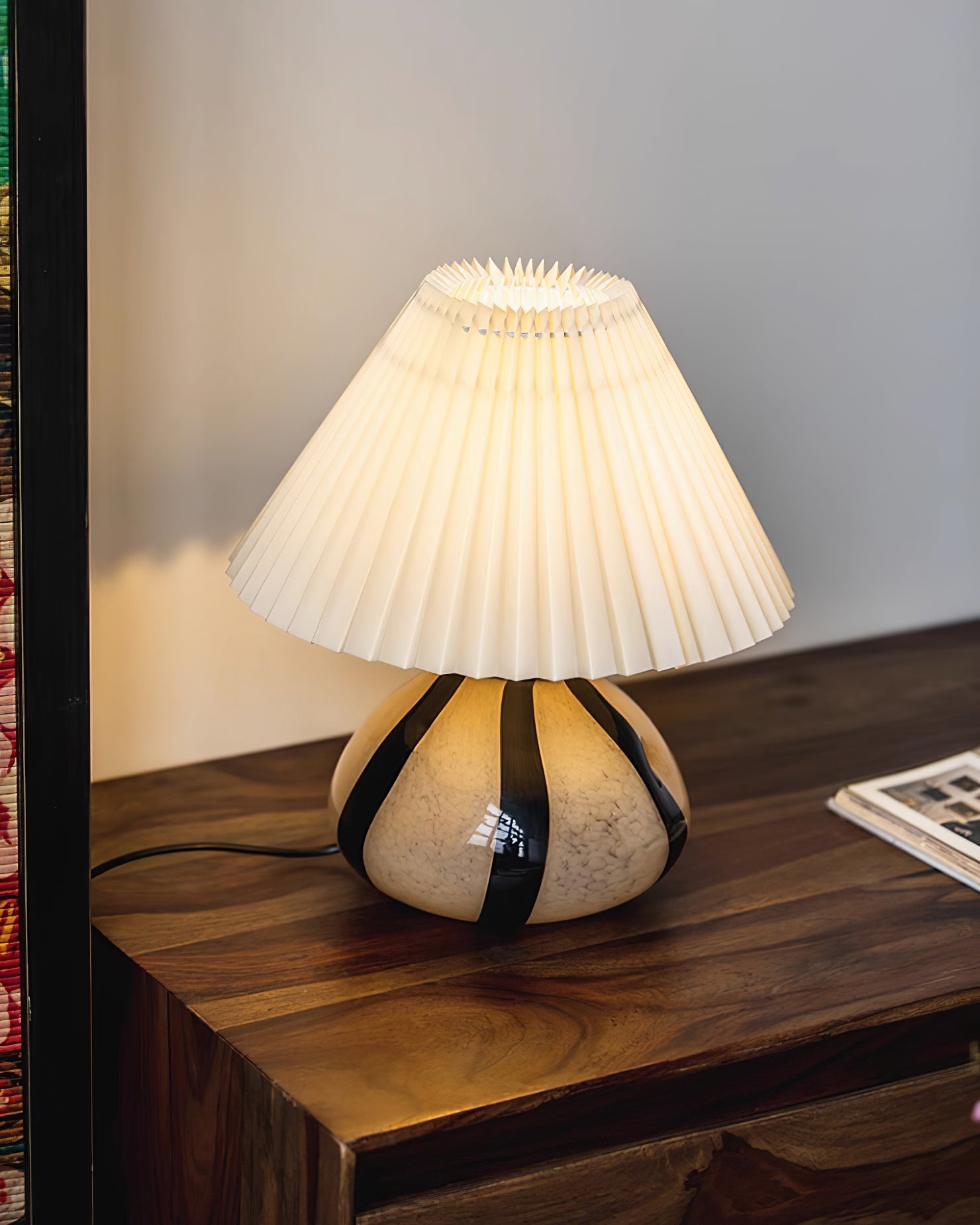 Table Lamp Glass 11.8 in Black White Indoor Lighting 5W LED E26 E27 Push Switch | Thomler