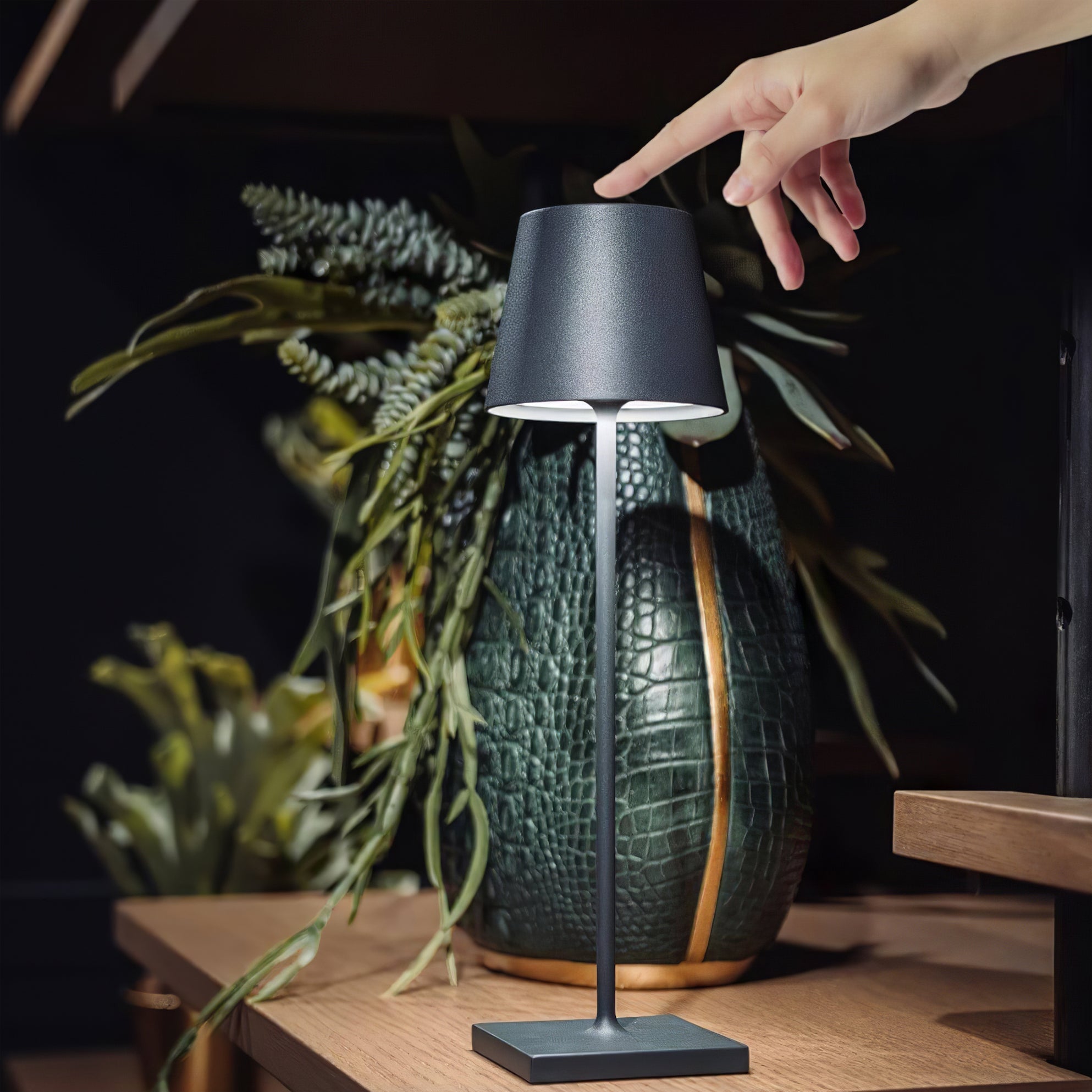 Table Lamp Metal 15 in Portable Indoor Outdoor LED Accent Light Dimmable USB Rechargeable Touch Control | Thomler