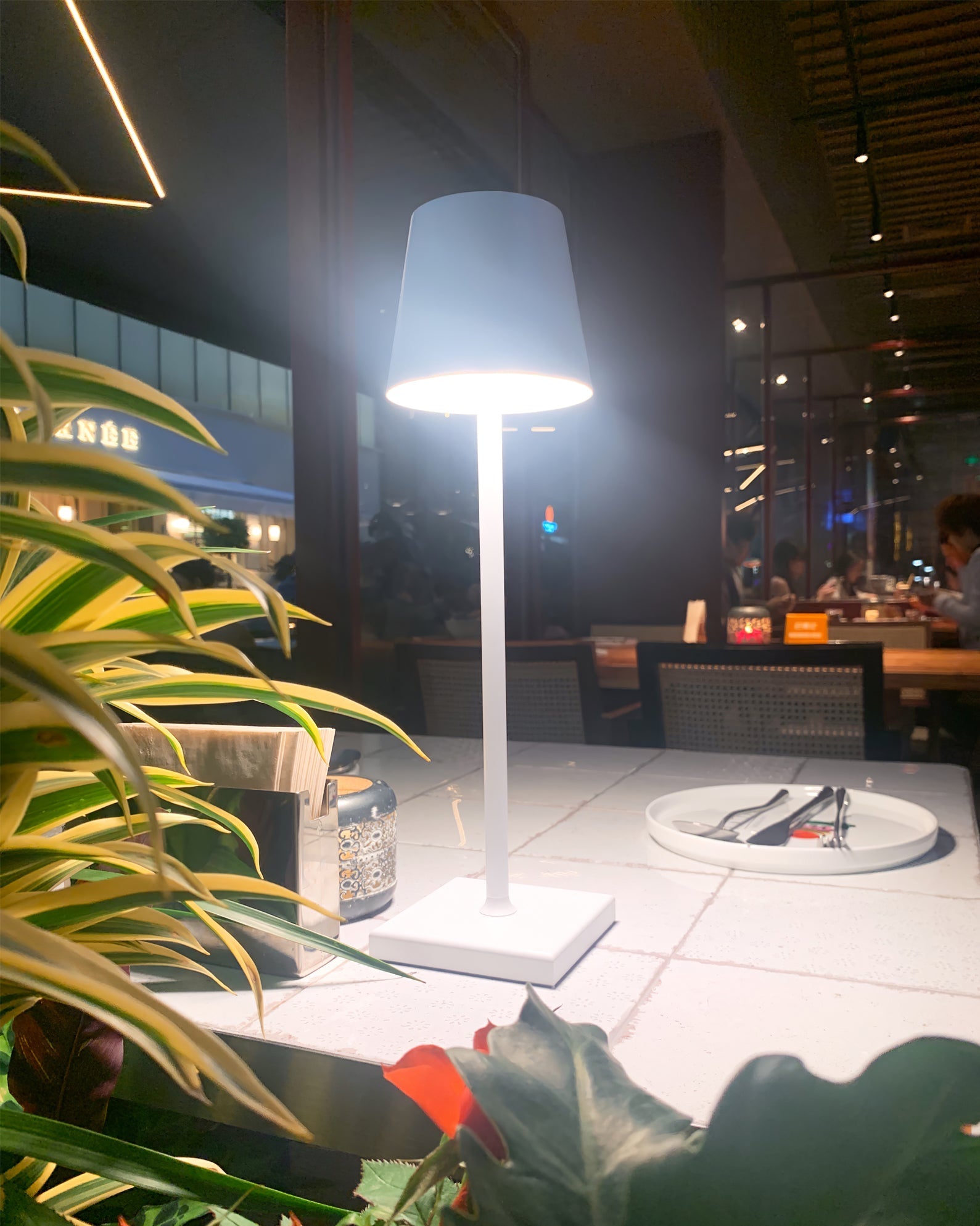 Table Lamp Metal 15 in Portable Indoor Outdoor LED Accent Light Dimmable USB Rechargeable Touch Control | Thomler