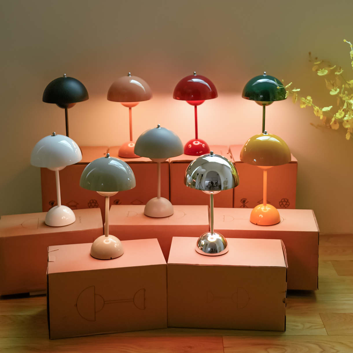 Desk Lamp Metal 6.3 in Rechargeable Tri-Color Small Table Light | Thomler
