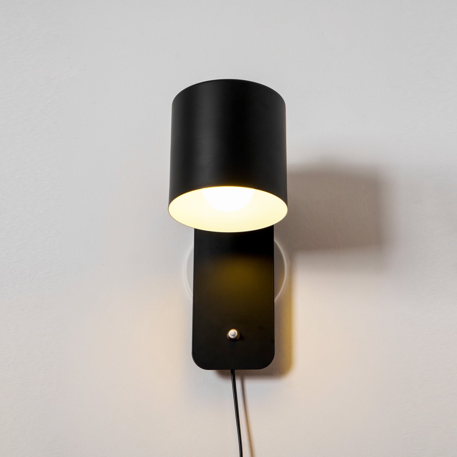 Rotatable Cylinder Plug-In Wall Lamp 11.8 in Metal Indoor Bedroom Living Room LED Edison Light White Grey Green Black | Thomler