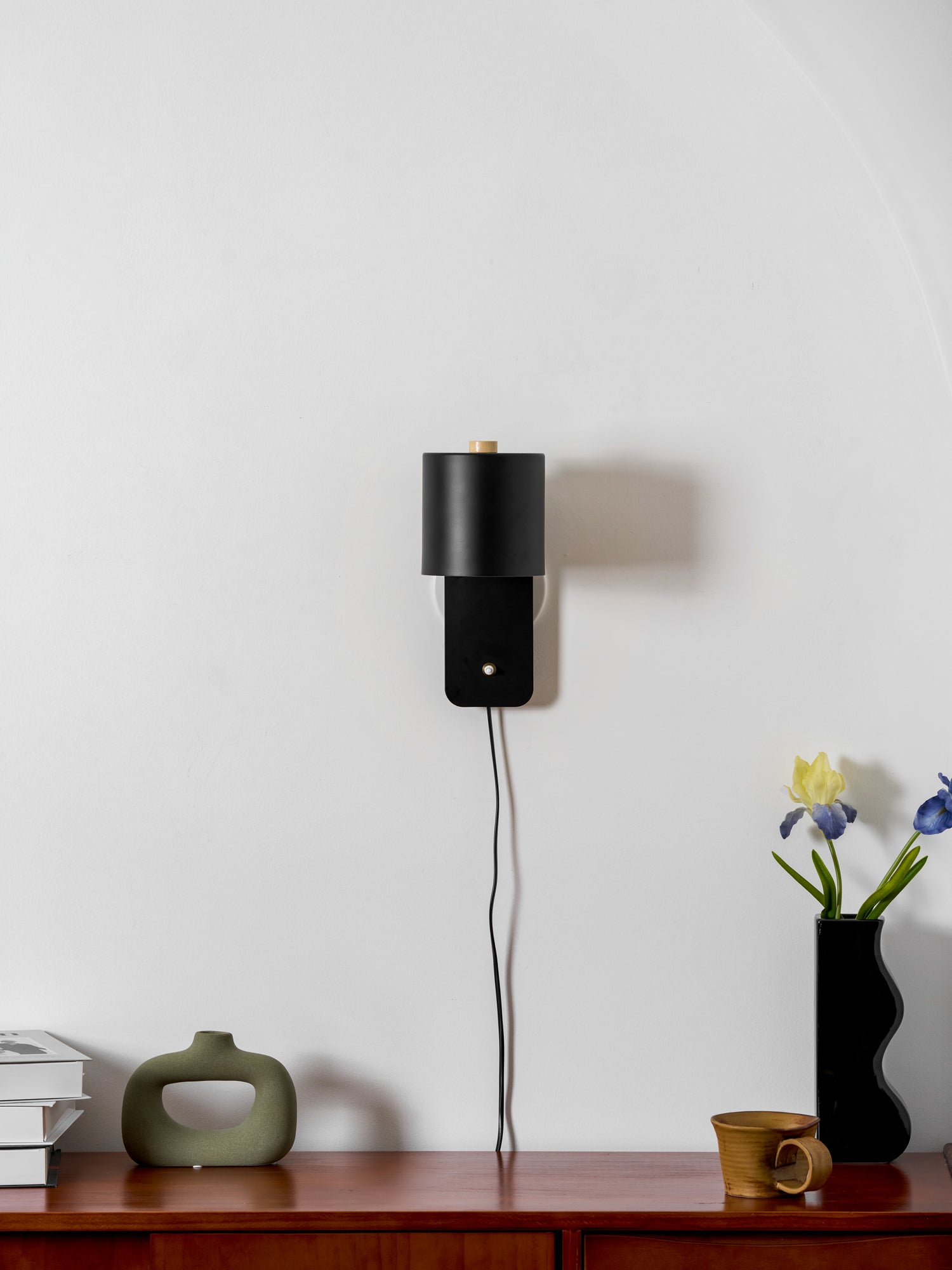 Rotatable Cylinder Plug-In Wall Lamp 11.8 in Metal Indoor Bedroom Living Room LED Edison Light White Grey Green Black | Thomler