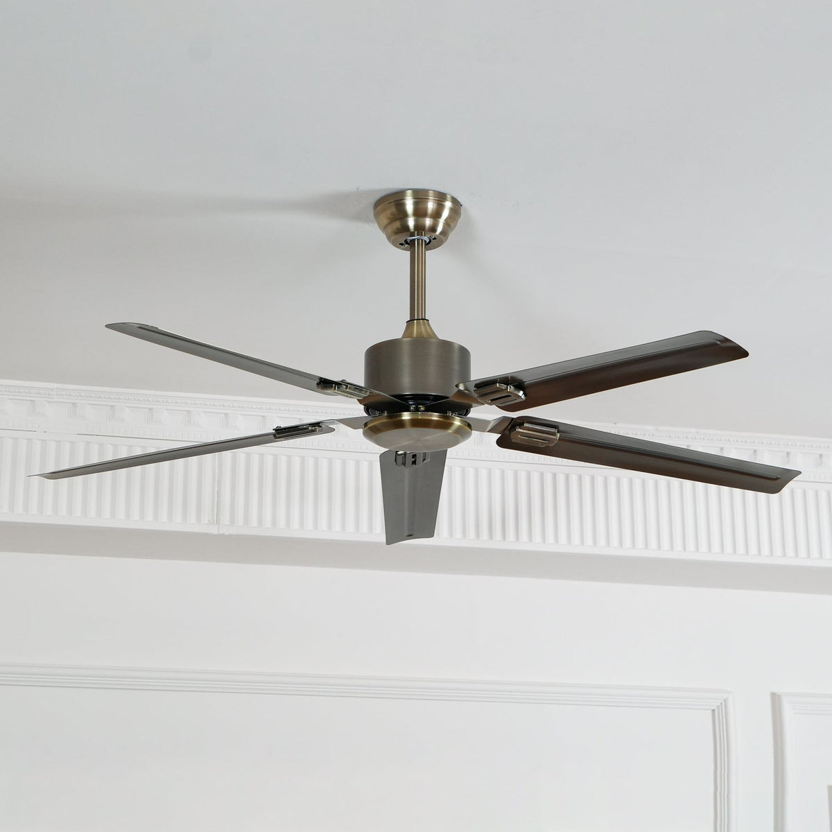 52-Inch Industrial Ceiling Fan with Metal Blades for Living Room & Bedroom | Modern 3-Speed Fan for Home Cooling | Thomler