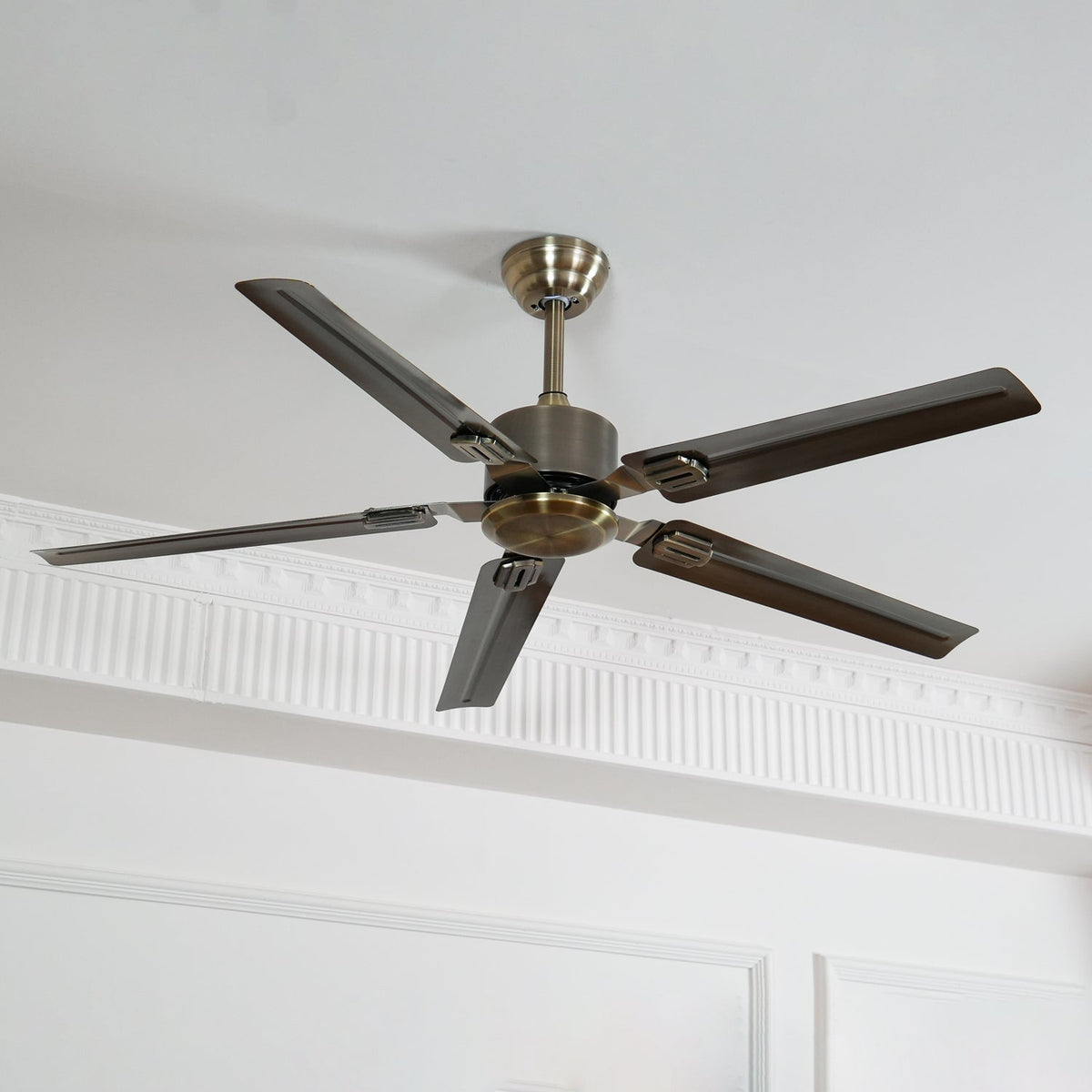 52-Inch Industrial Ceiling Fan with Metal Blades for Living Room & Bedroom | Modern 3-Speed Fan for Home Cooling | Thomler