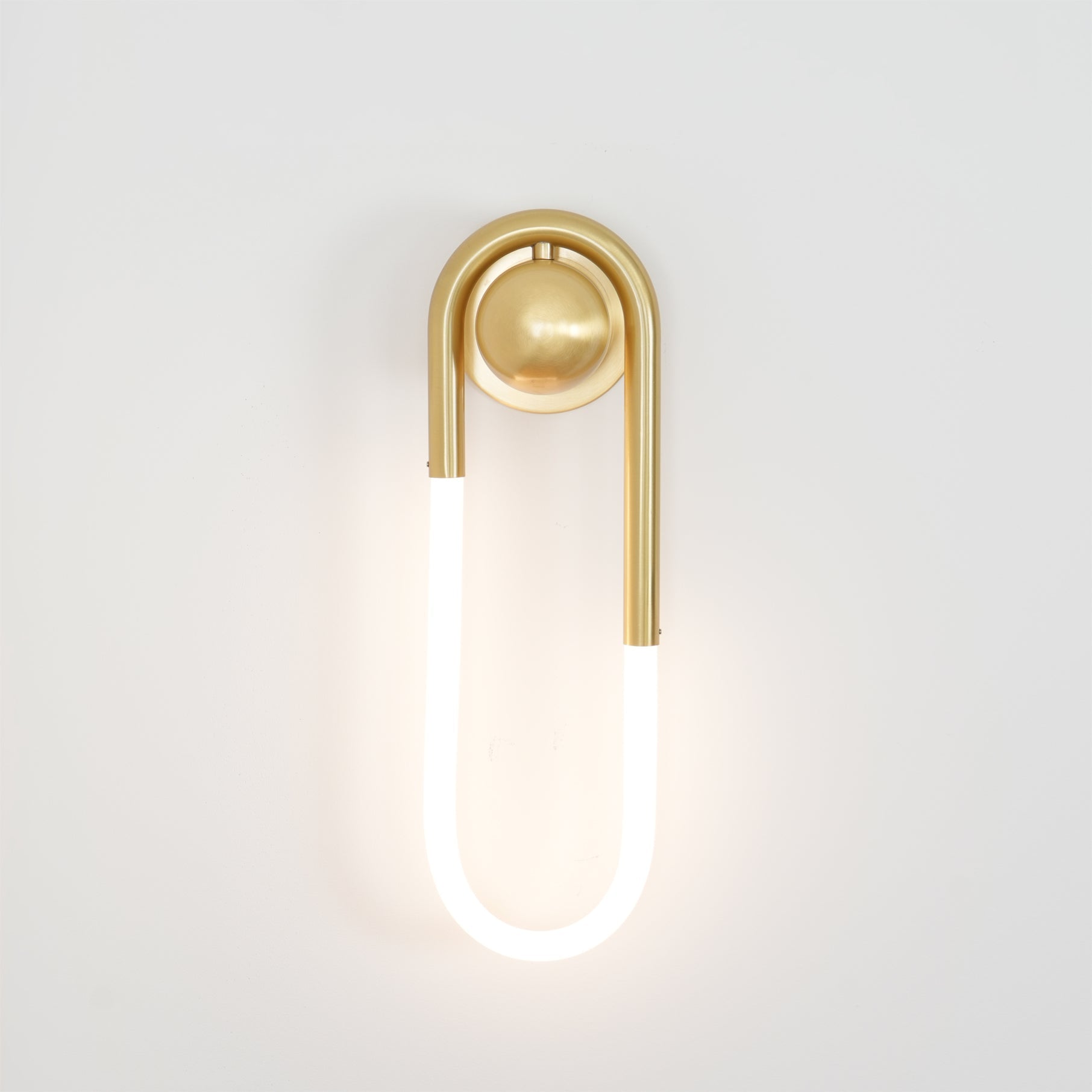Wall Lamp Brass 17.7 in LED 9W Indoor Bedroom Living Room Accent Lighting Contemporary Design | Thomler