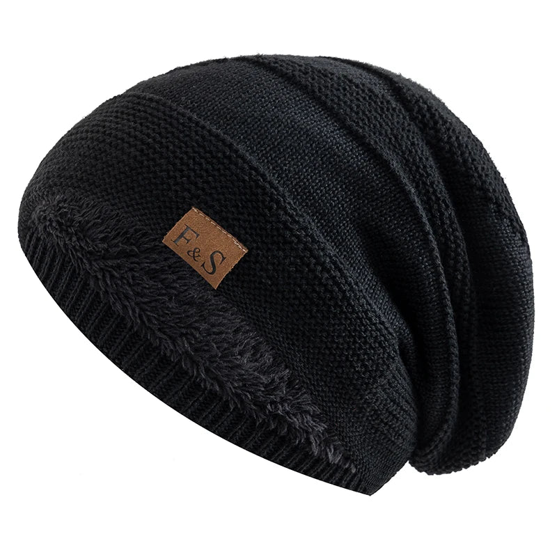 Relaxed Fit Knit Beanie with Plush Fleece Lining for Men & Women – Cold-Weather Slouch Cap with Badge Detail | Thomler
