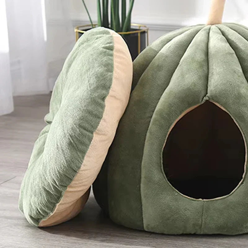 Enclosed Cat Cave Bed – Soft Plush Indoor Hideaway for Cats | Winter Cozy Pet Den with Washable Cover for Small to Medium Cats | Warm | Thomler